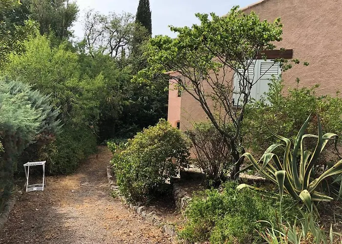 La à 8mn à Pied Hébergement de vacances *